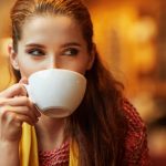 7 Jenis Minuman Hangat yang Bisa Melepas Tegangan Rahang