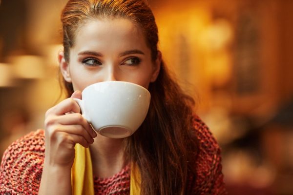 7 Jenis Minuman Hangat yang Bisa Melepas Tegangan Rahang 7 Jenis Minuman Hangat yang Bisa Melepas Tegangan Rahang