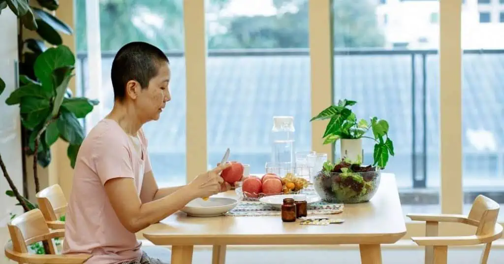 10 Cara Mengatur Pola Makan Saat Menjalani Pengobatan Kanker