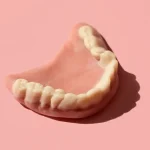7 Cara Merawat Gigi Palsu Agar Tahan Lama