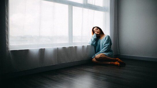 5 Cara Menghadapi Perasaan Kesepian