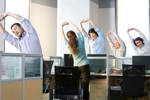 10 Tips Gaya Hidup Sehat untuk Pekerja Kantoran 10 Tips Gaya Hidup Sehat untuk Pekerja Kantoran