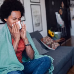 10 Langkah Merawat Tenggorokan Saat Terkena Flu